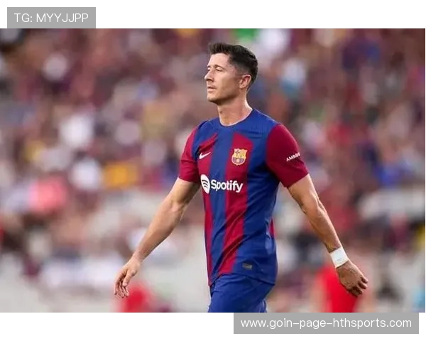 莱万续约风云未平，巴萨前景悬而未决